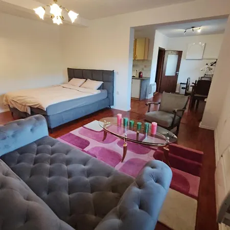 Apartment Zoo Garden-Free Parking * Sarajevo