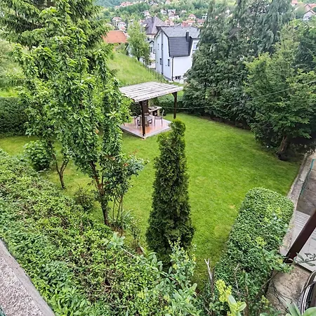 Garden Апартаменты *